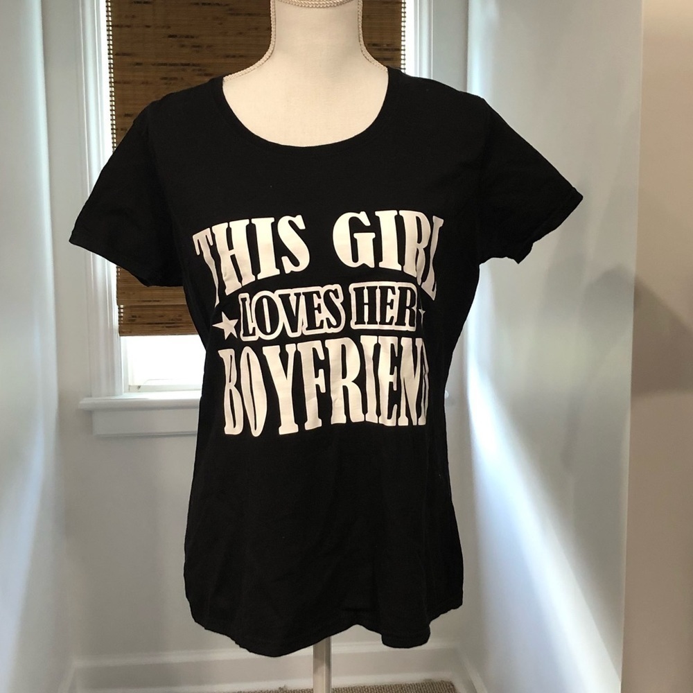 Black tshirt